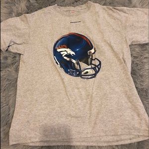 Denver Broncos tee